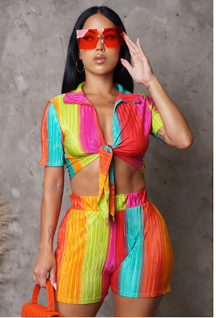 Multi-colored short set